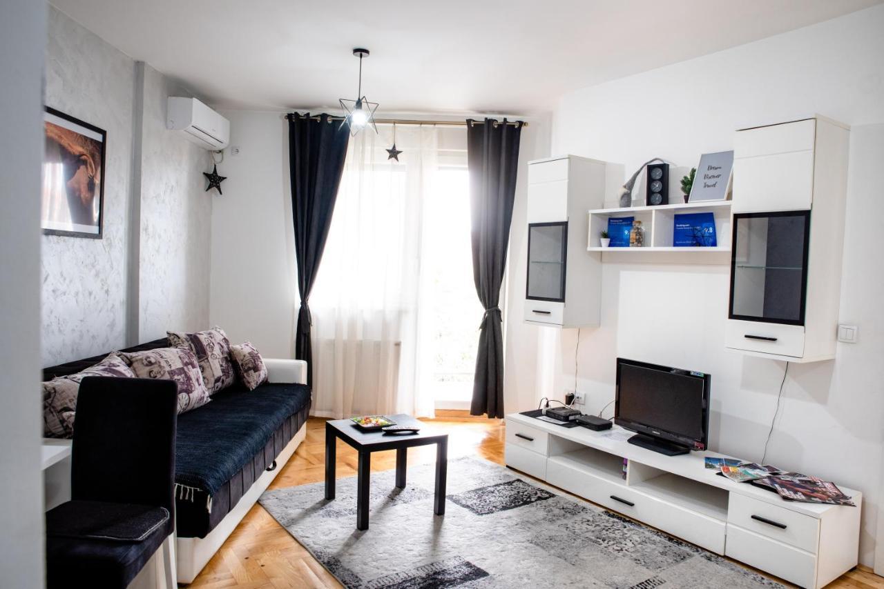 Apartman Black Star Apartment Novi Sad Exterior foto