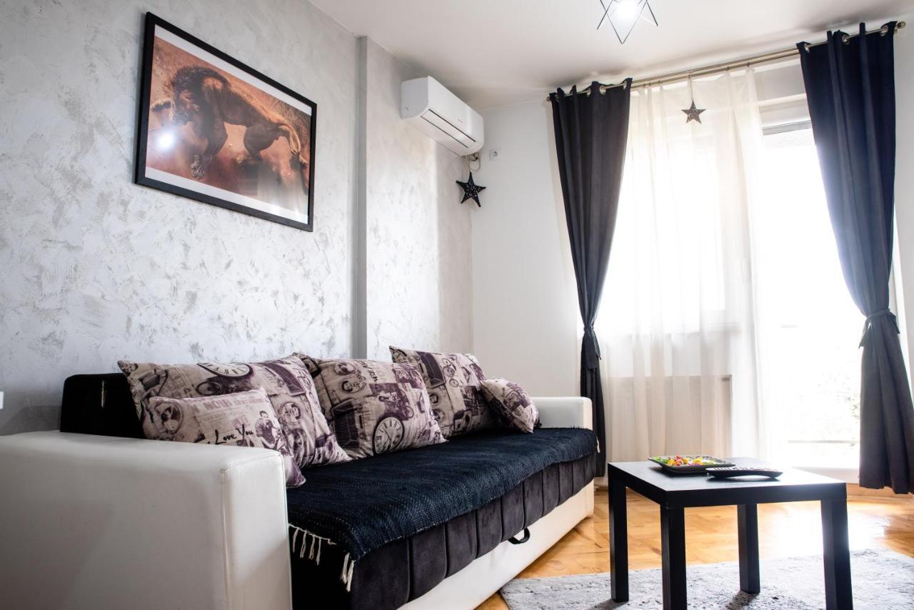 Apartman Black Star Apartment Novi Sad Exterior foto